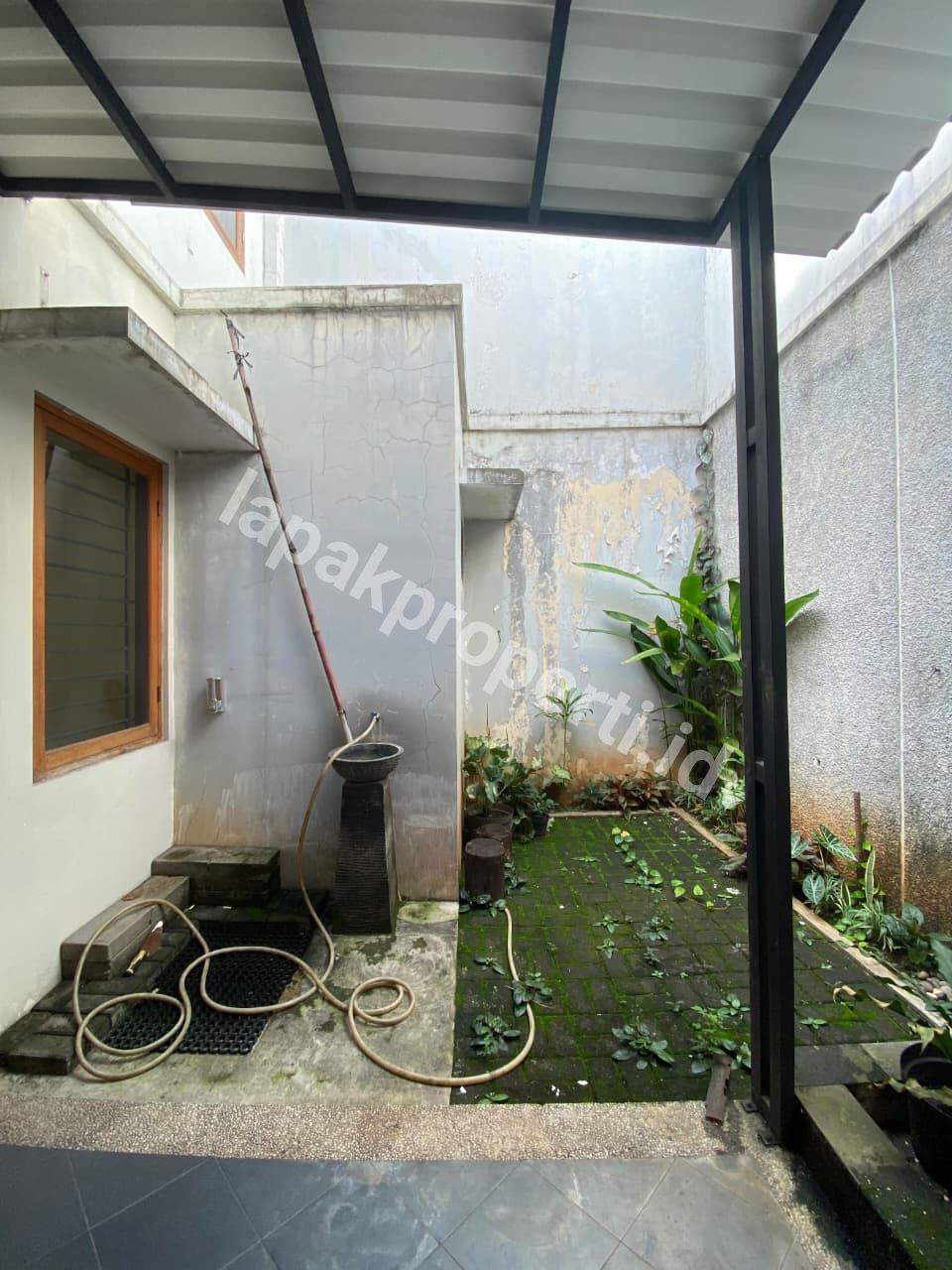 Foto RUMAH BAGUS DALAM KOMPLEK STRATEGIS di KALIMALANG DUREN SAWIT JAKARTA TIMUR - 15