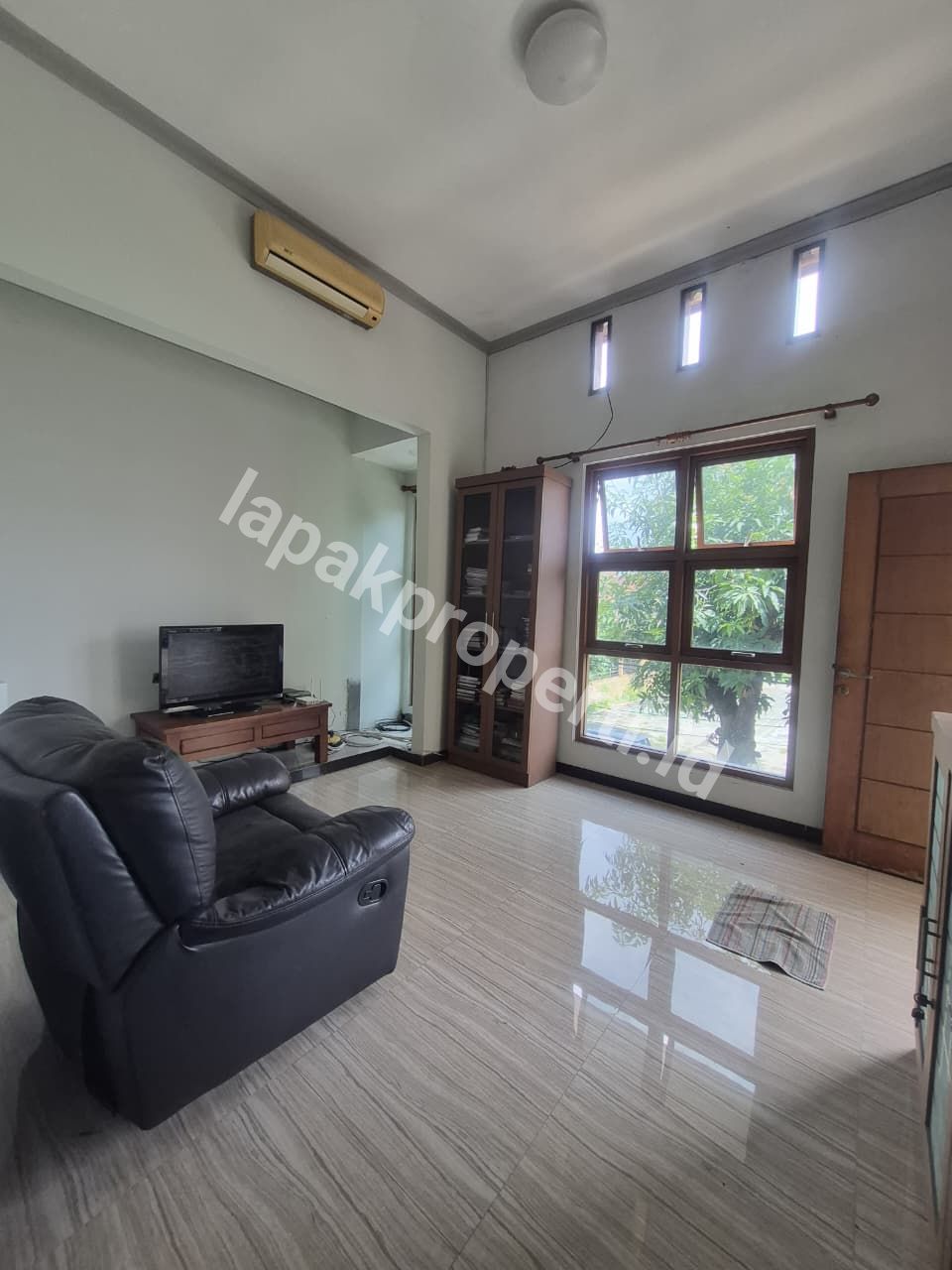 Foto Rumah Dalam Komplek Bebas Banjir Di Pondok Kelapa, Jakarta Timur - 3