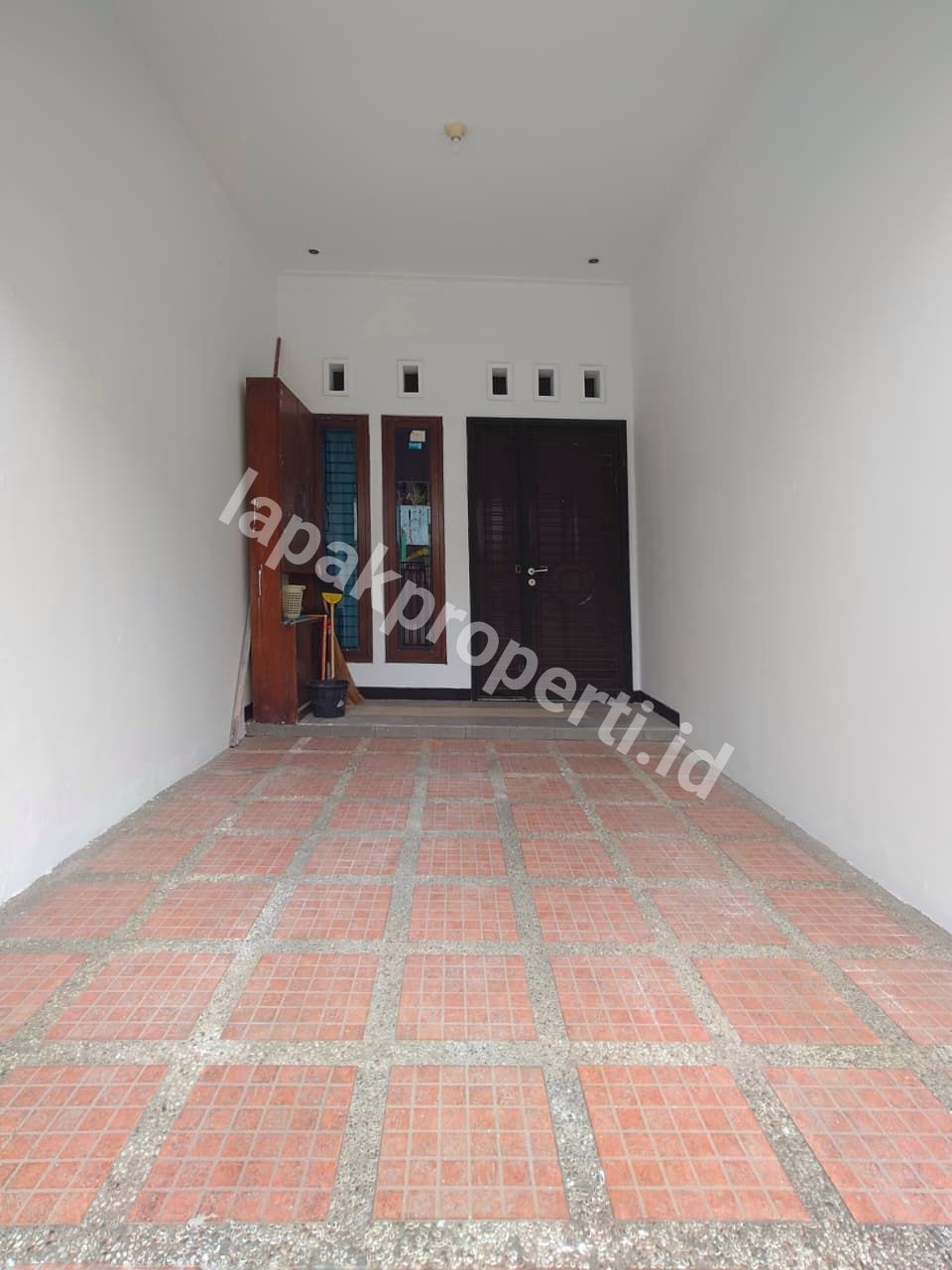 Foto Rumah Secondary Dalam komplek Di Jatibening Bekasi - 3