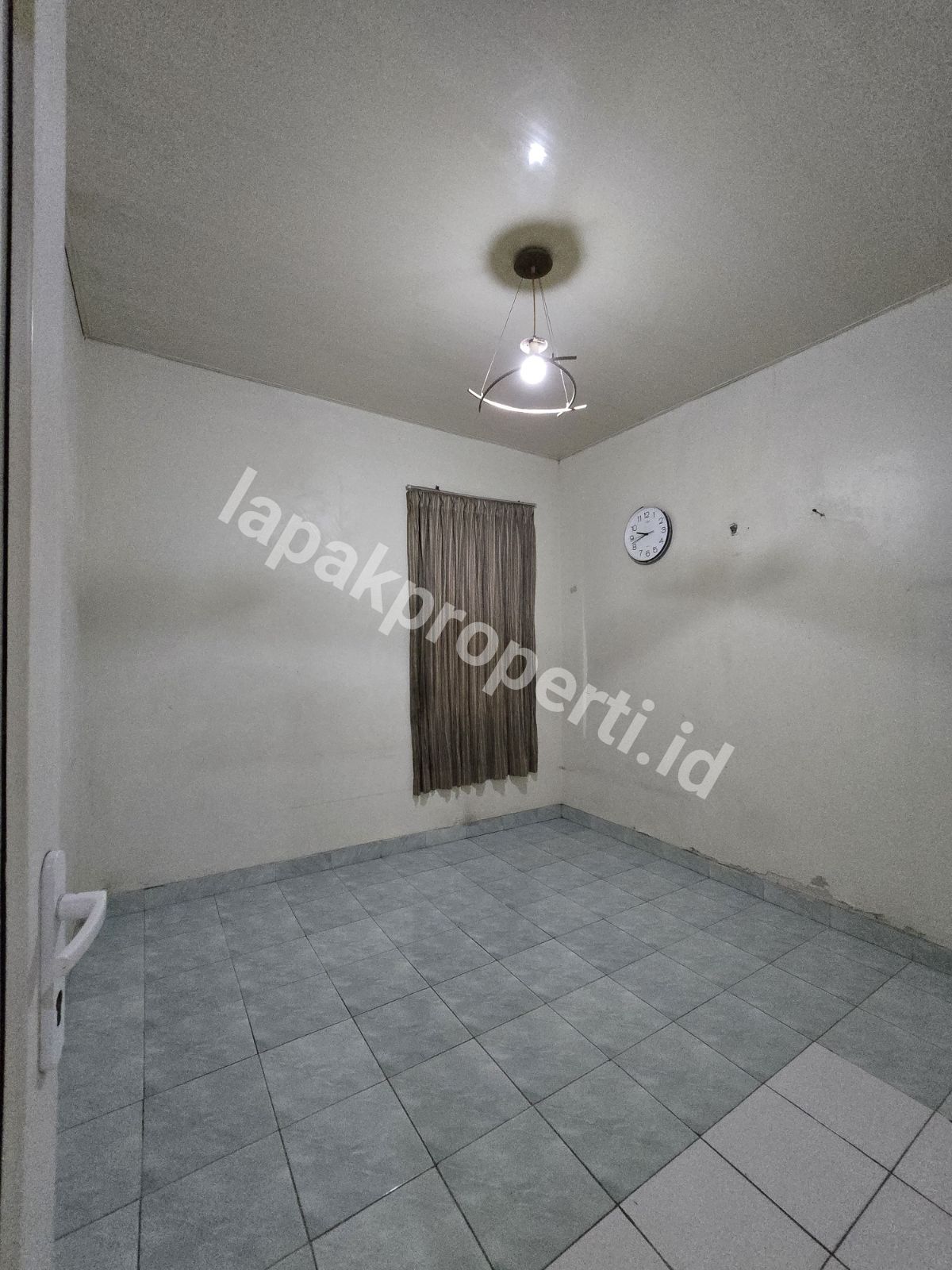 Foto Rumah Mewah Dalam komplek Siap Huni Di Duren Sawit Jakarta Timur - 13