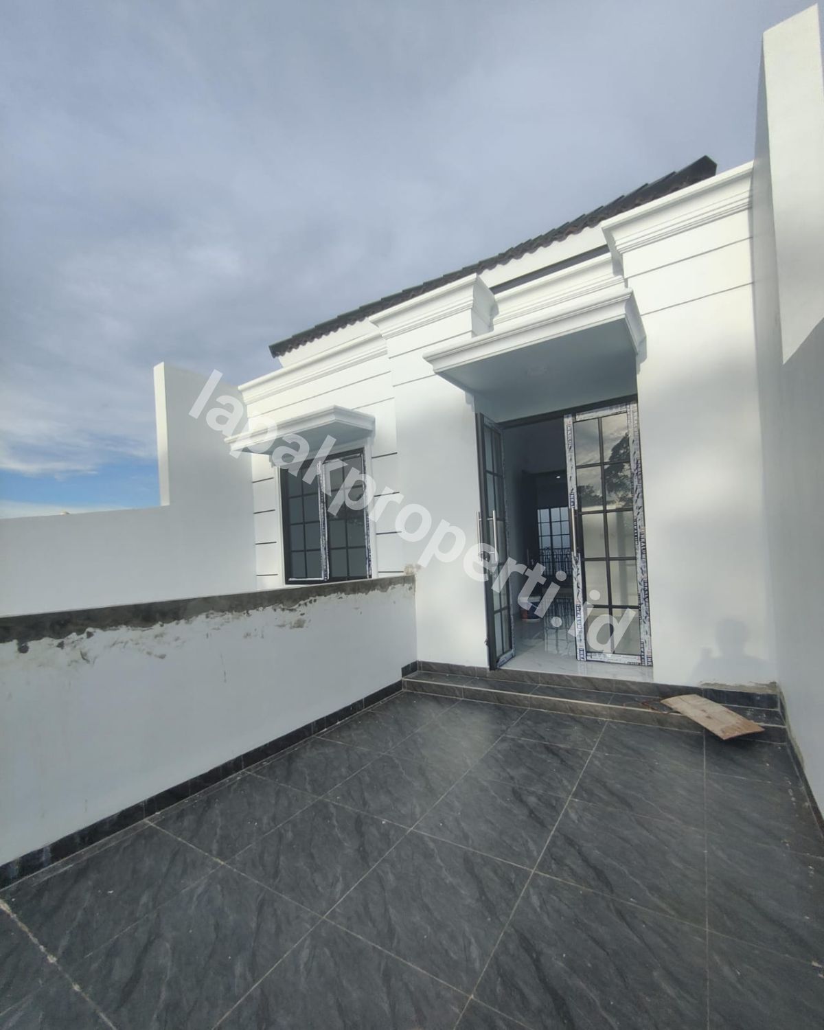 Foto Dijual Rumah Baru Dalam Komplek Di Pondok Kelapa Jakarta Timur - 9