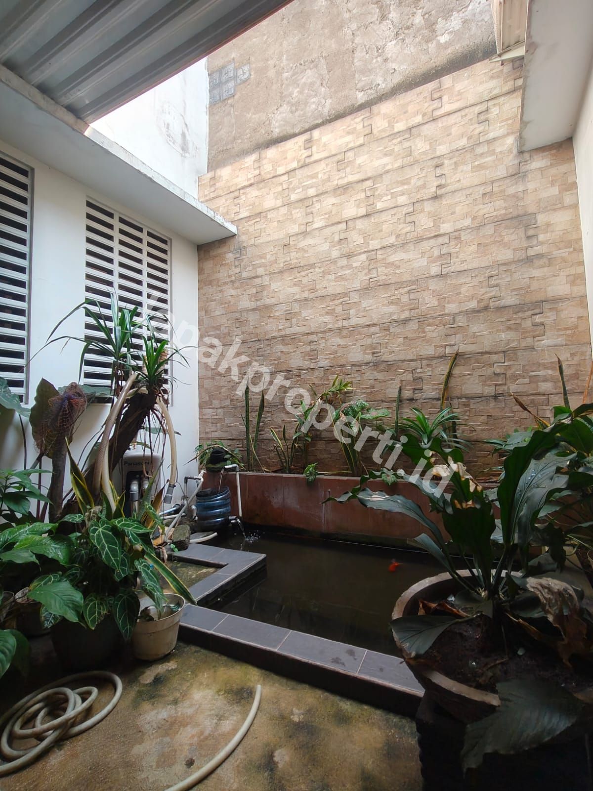 Foto Dijual rumah Secondary Dalam komplek Di Condet Jakarta Timur - 15