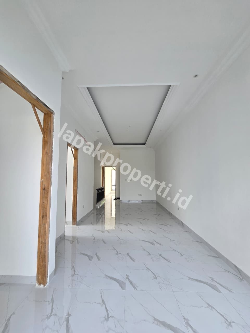 Foto Dijual Rumah Baru Dalam Komplek Tenang Di Duren Sawit Jakarta Timur - 4