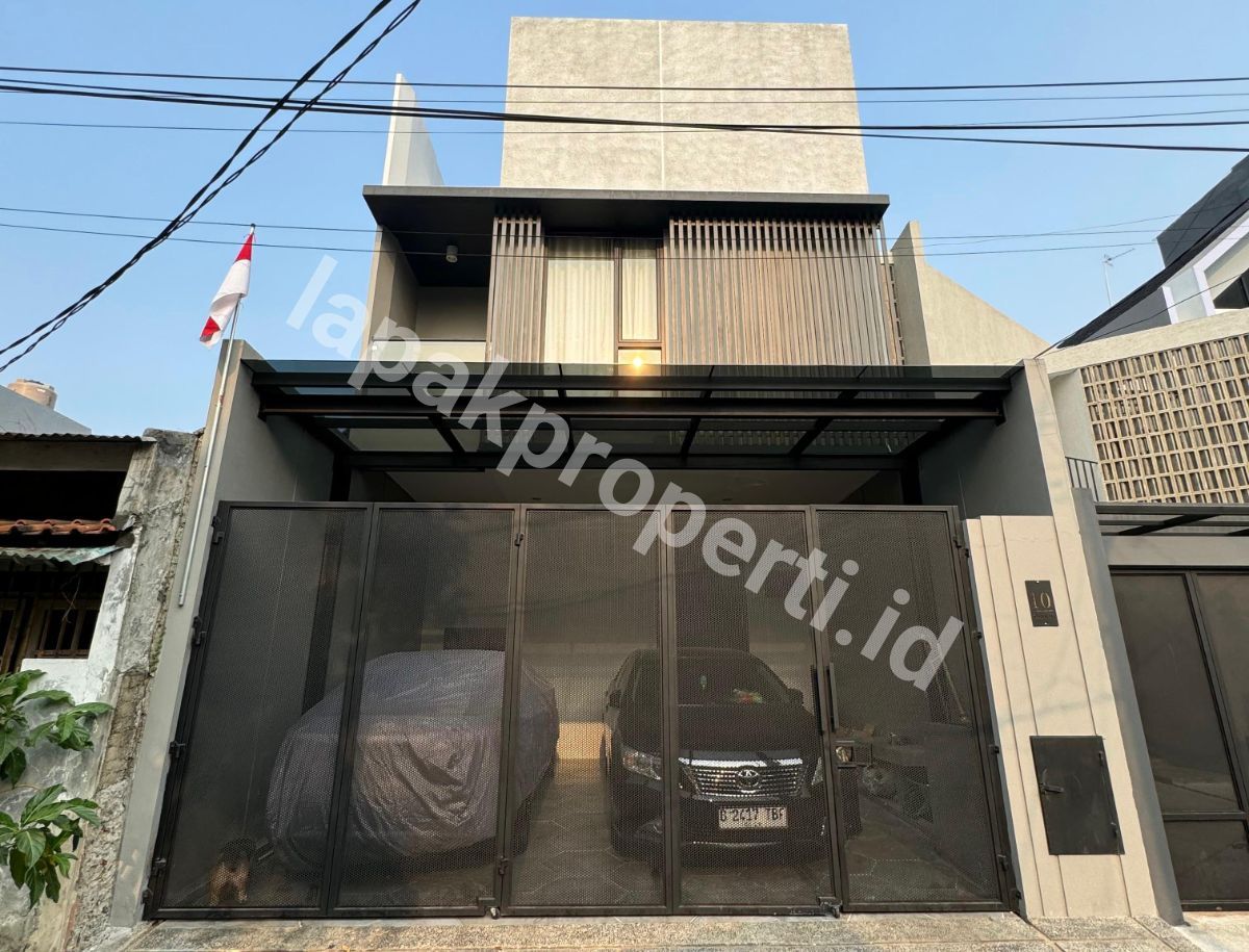 Foto Dijual Rumah Secondary Full Furnished Dalam komplek Di Rawamangun Jakarta Timur - 1