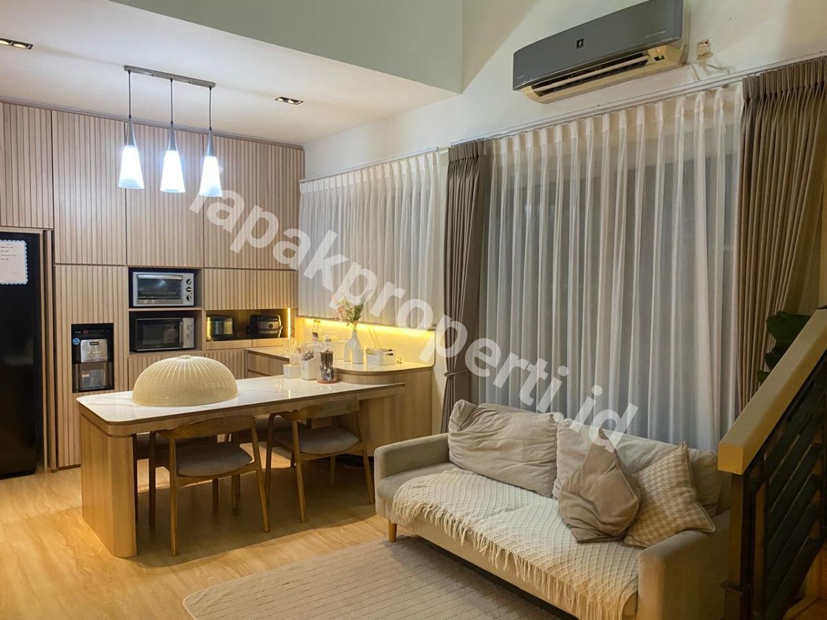 Foto Rumah Second Furnished, Hook Di Billymoon Pondok Kelapa Jakarta Timur - 5