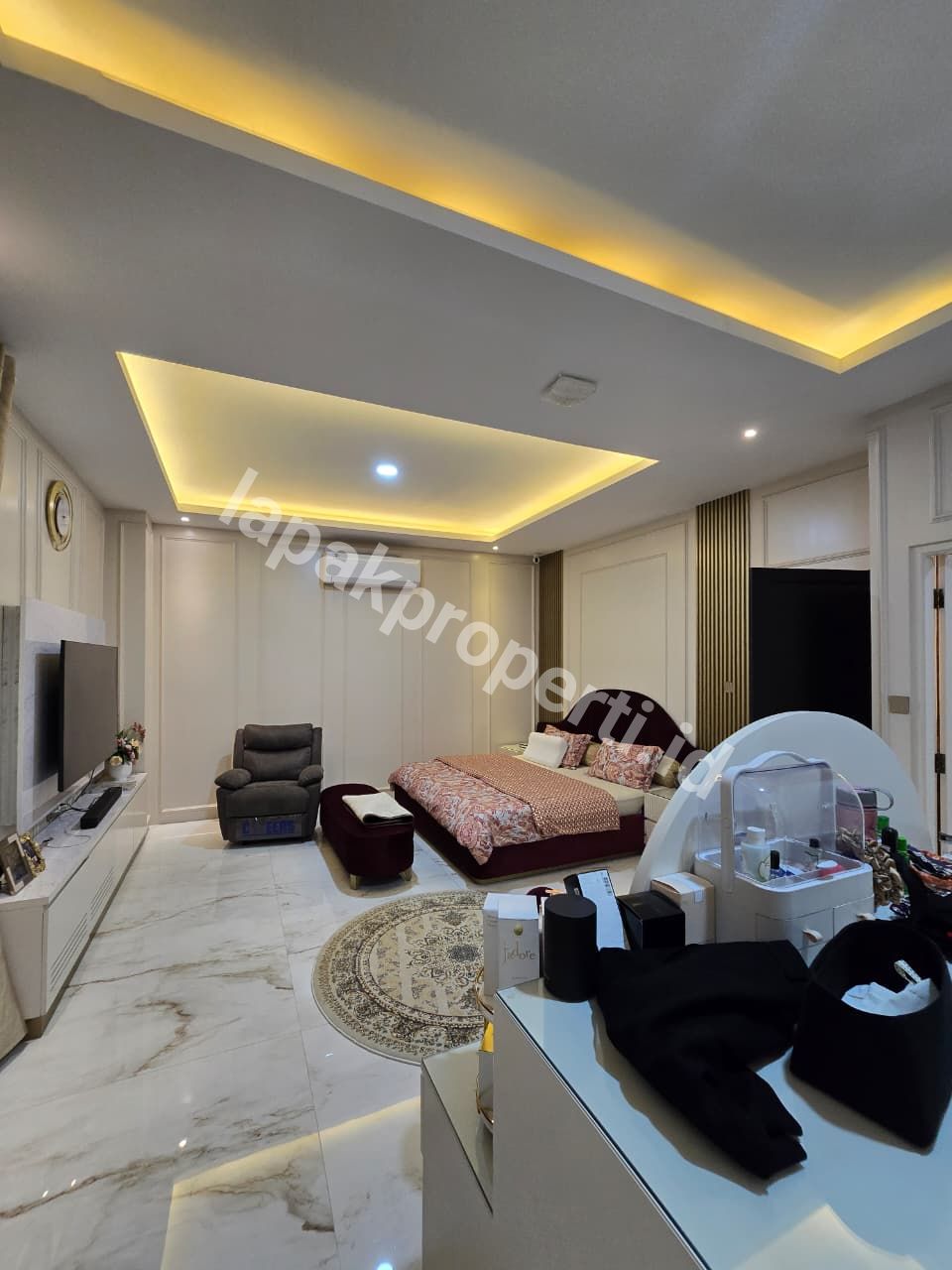 Foto Dijual Rumah Full Furnished Siap Huni Di Duren Sawit Jakarta Timur - 12
