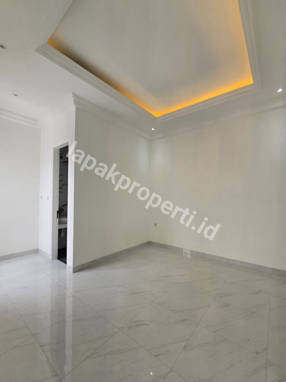 Foto Rumah Baru Dalam Cluster Di Pondok Bambu Duren Sawit Jakarta Timur - 9