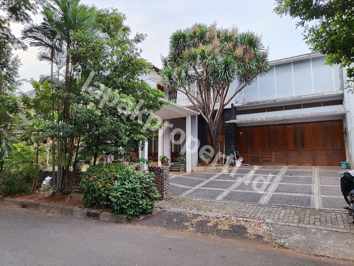 Foto RUMAH MEWAH DALAM KOMPLEK ASRI di LEBAK BULUS JAKARTA SELATAN - 2
