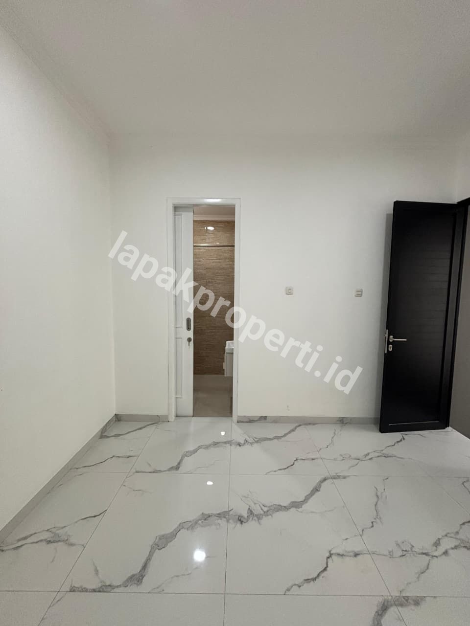 Foto Dijual Rumah Baru Siap Huni Di Cempaka Putih Jakarta Pusat - 10