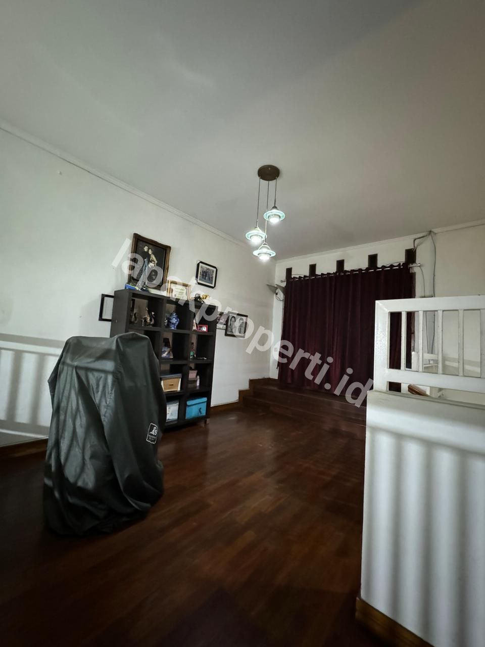 Foto Dijual Rumah Kokoh Terawat Dalam komplek Di Pondok Bambu Jakarta Timur - 7