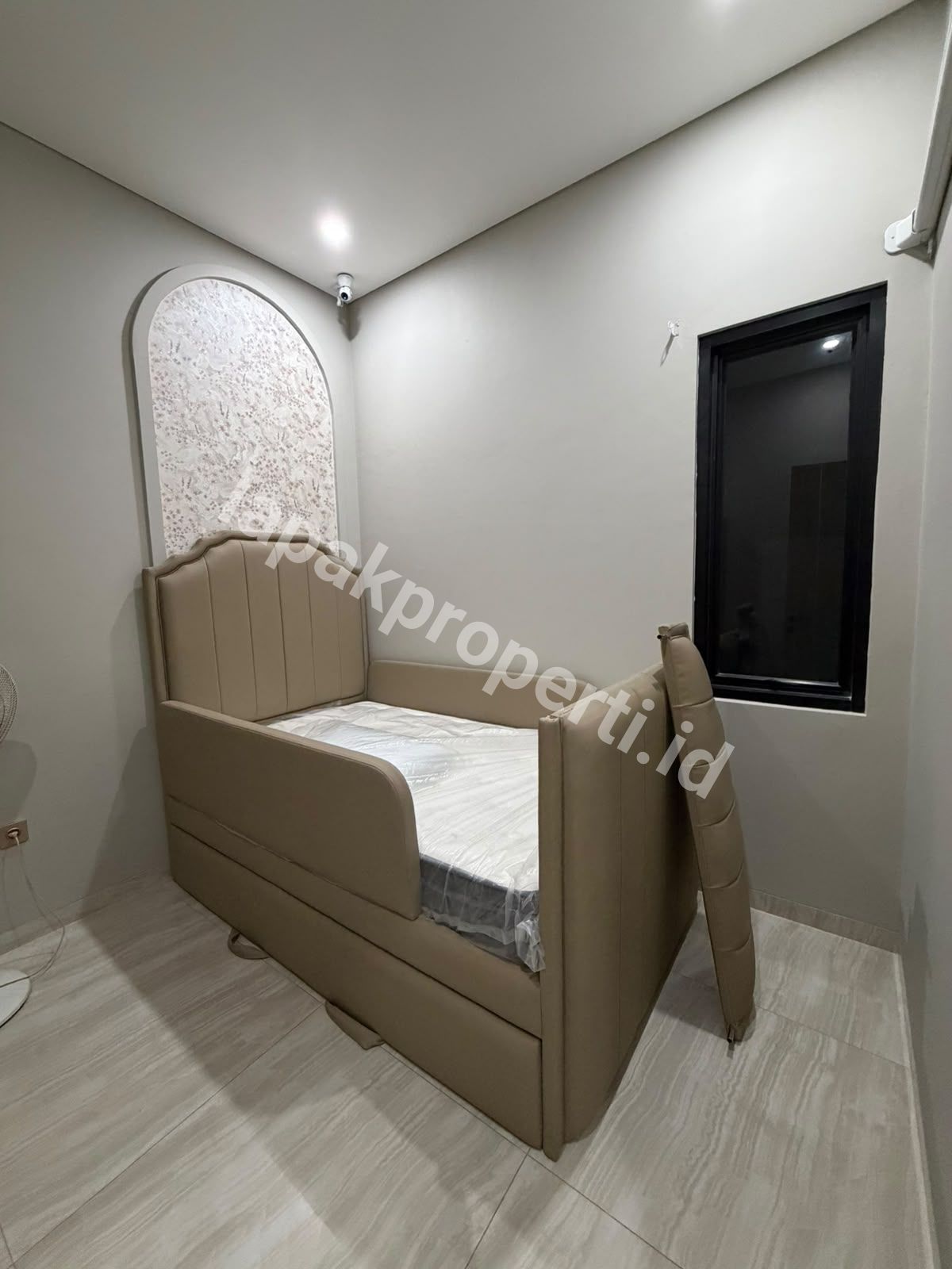 Foto Dijual Rumah Secondary Full Furnished Dalam komplek Di Rawamangun Jakarta Timur - 2