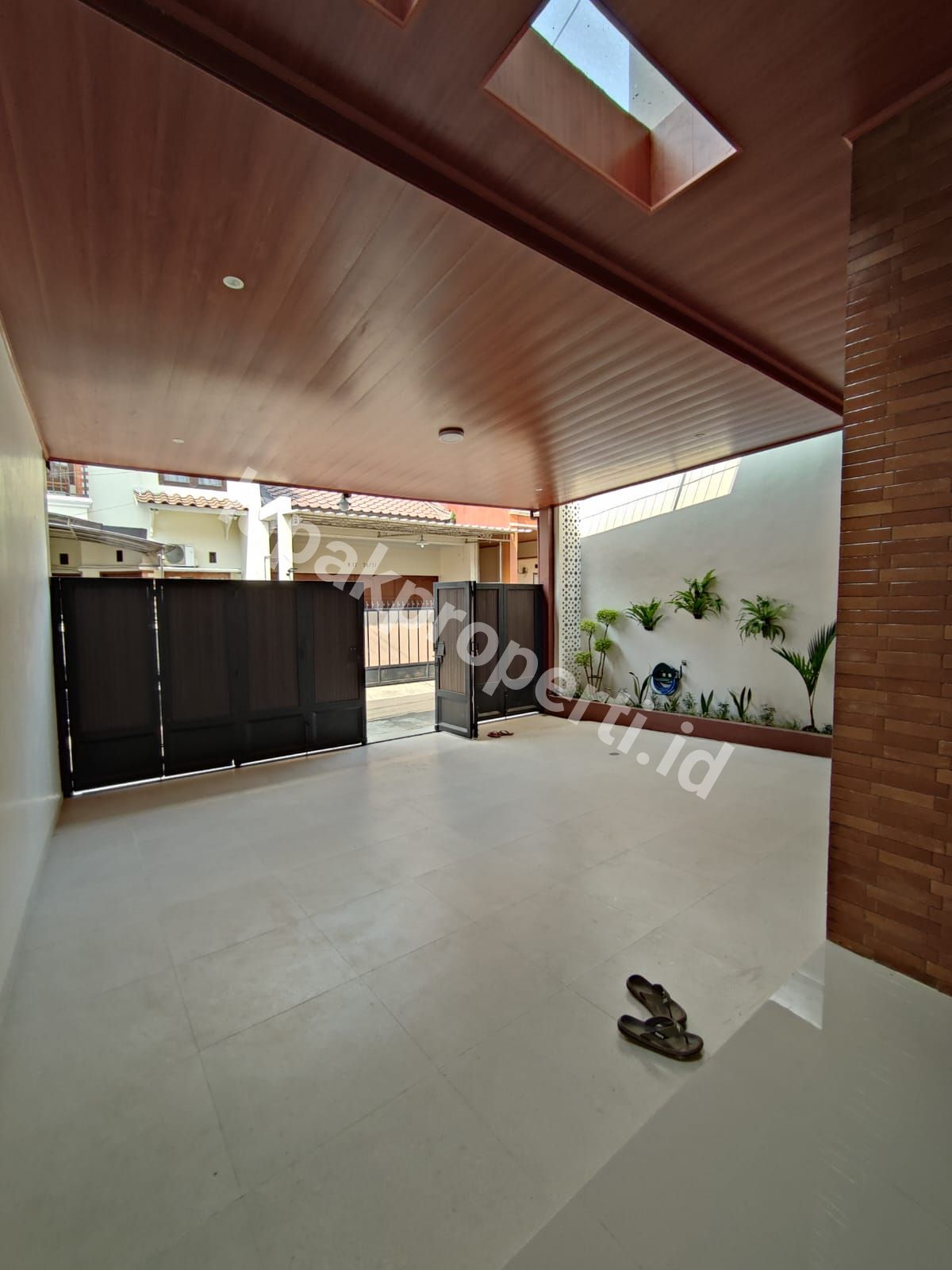 Foto Dijual Rumah Baru Dalam Komplek Siap Huni Di Pondok Kelapa Jakarta Timur - 5