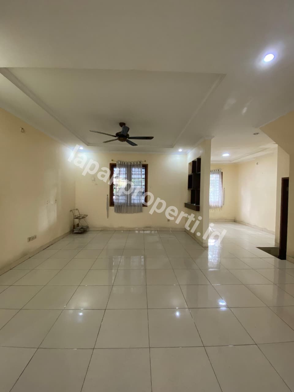 Foto RUMAH BAGUS DALAM KOMPLEK STRATEGIS di KALIMALANG DUREN SAWIT JAKARTA TIMUR - 7