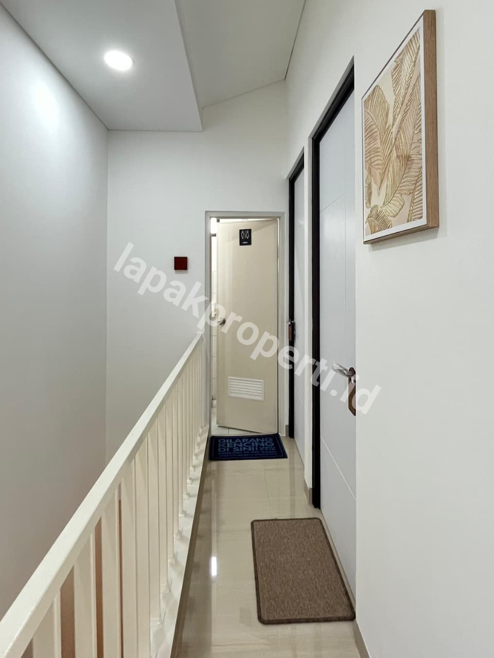 Foto RUMAH CLUSTER FULL FURNISHED SIAP HUNI di JABABEKA RESIDENCE CIKARANG BEKASI - 13