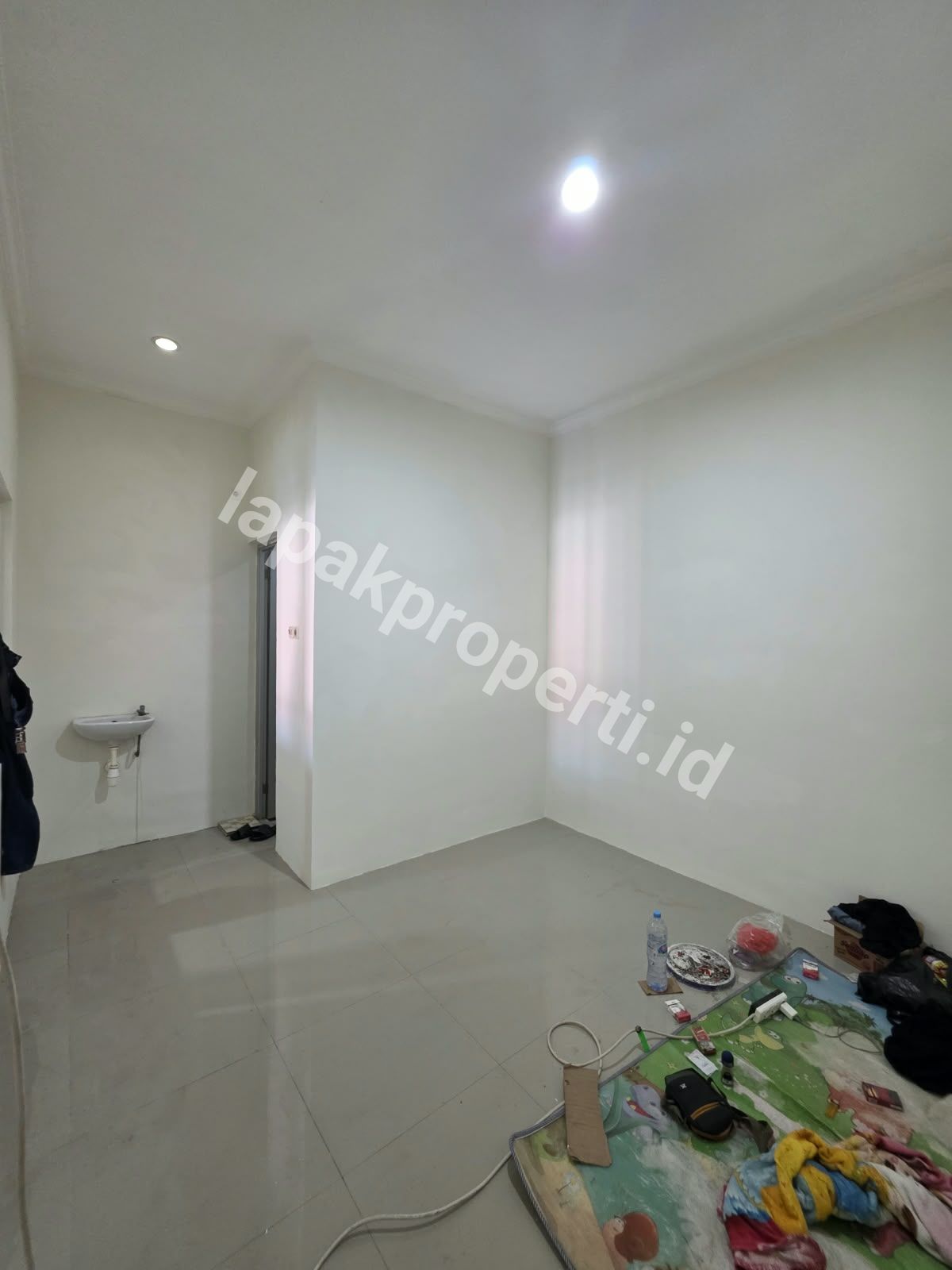 Foto Jual Harga Bawah Pasar Rumah 2 lantai 3 kamar di Gading Indah Regency Surabaya Timur dekat Kedungcowek, Kenjeran - 7