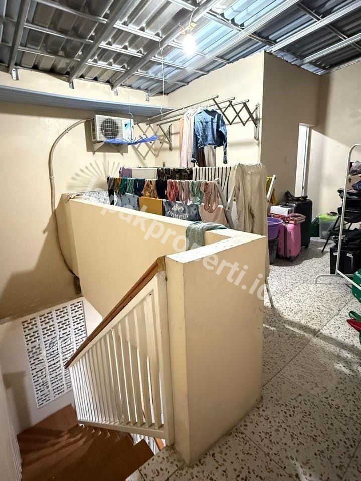 Foto Dijual Rumah Semi Furnished Akses Motor Dekat RS Persahabatan Di Pisangan Timur - 8