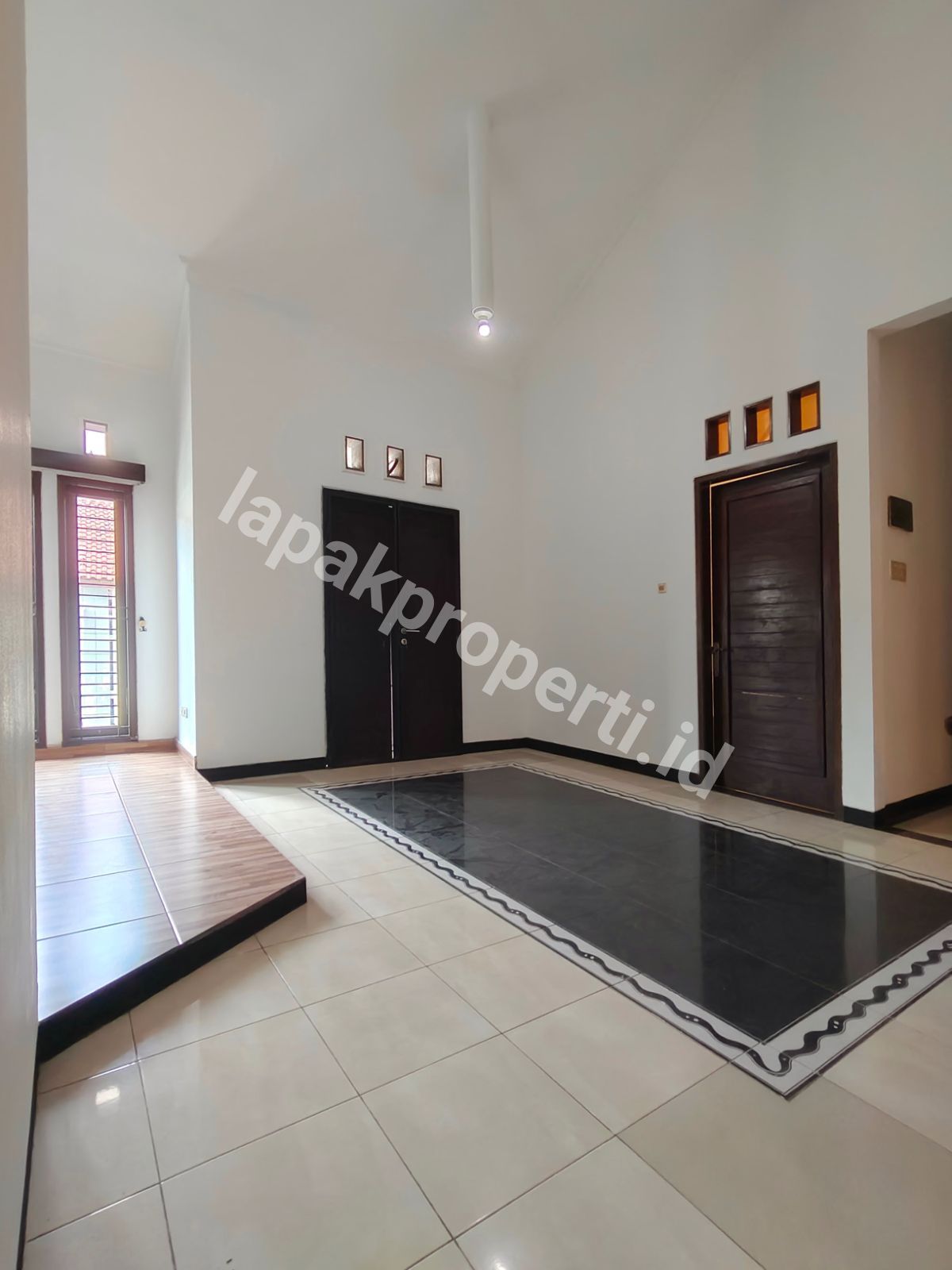 Foto Rumah Secondary Dalam komplek Di Jatibening Bekasi - 14