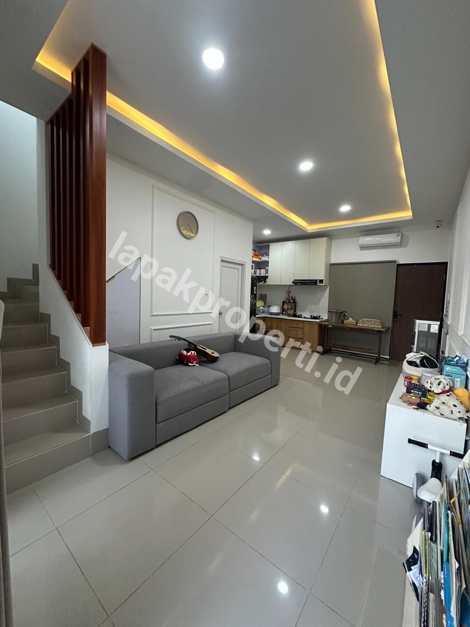 Foto Dijual rumah 2 lantai siap huni di daerah Jati Luhur, Jati Asih Kota Bekasi - 9