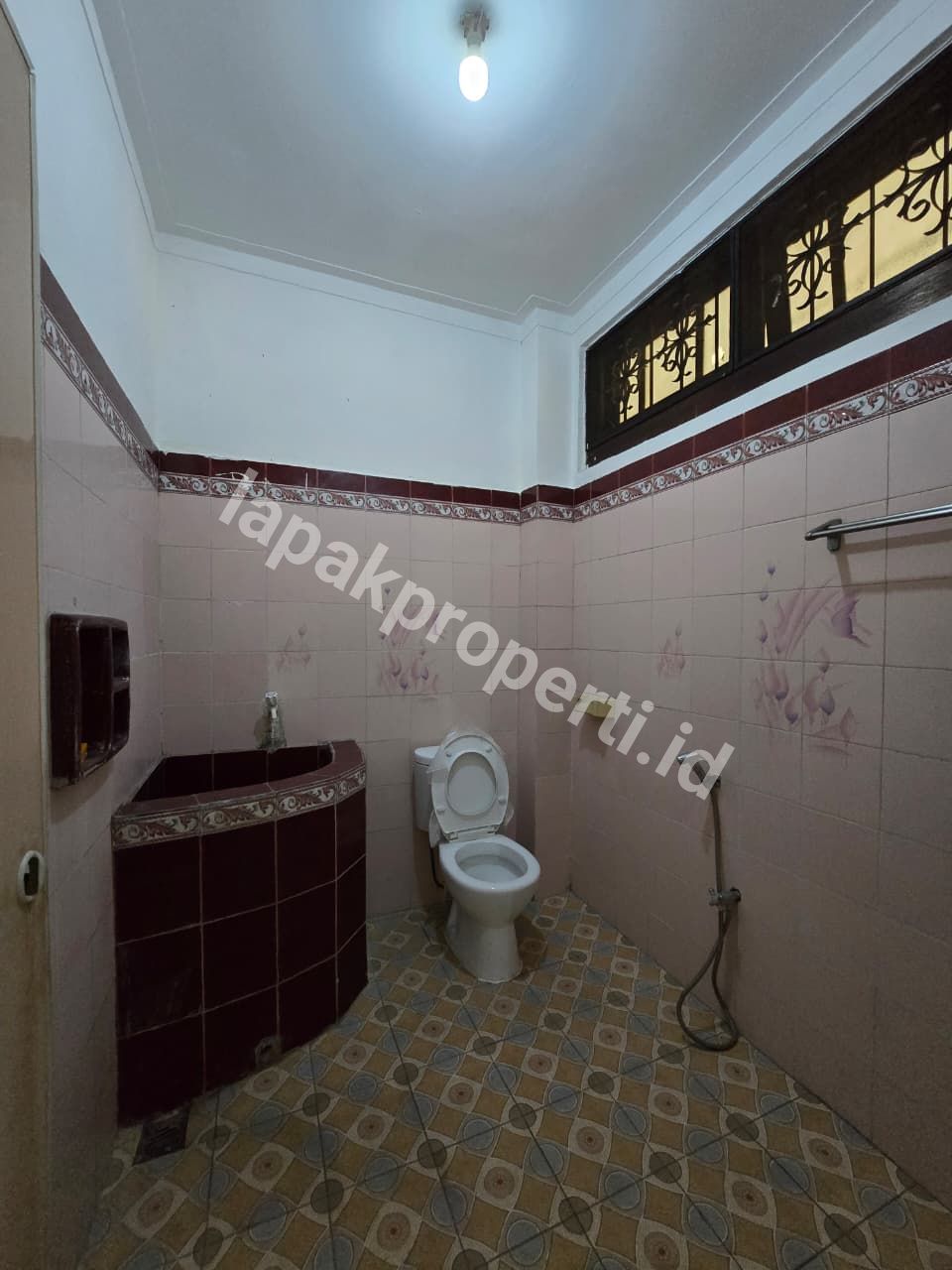 Foto Turun Harga Rumah Dalam Komplek One gate Di Pondok Bambu Jakarta Timur - 14