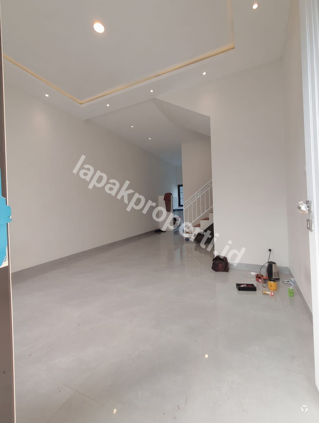 Foto Dijual Rumah Baru Design Minimalis Modern Siap Huni - 3