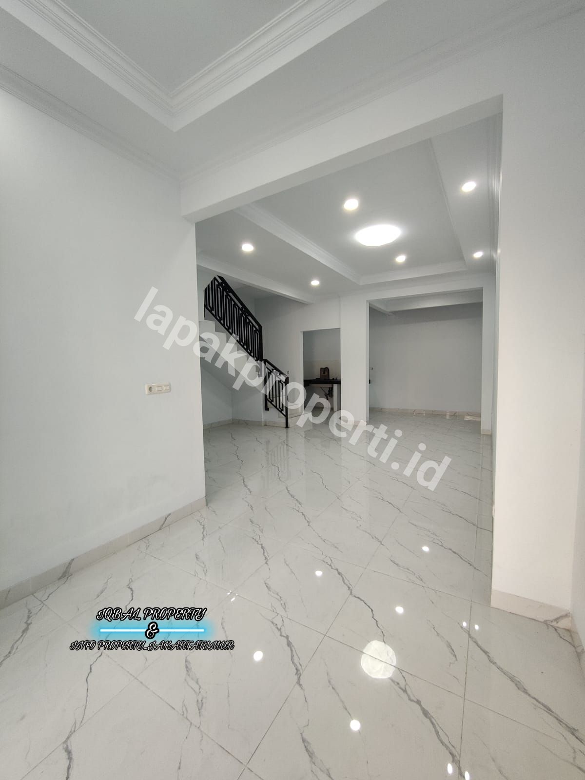 Foto Dijual Rumah Baru Dengan Rofftop Siap Huni Di Pondok Kelapa Jakarta Timur - 7