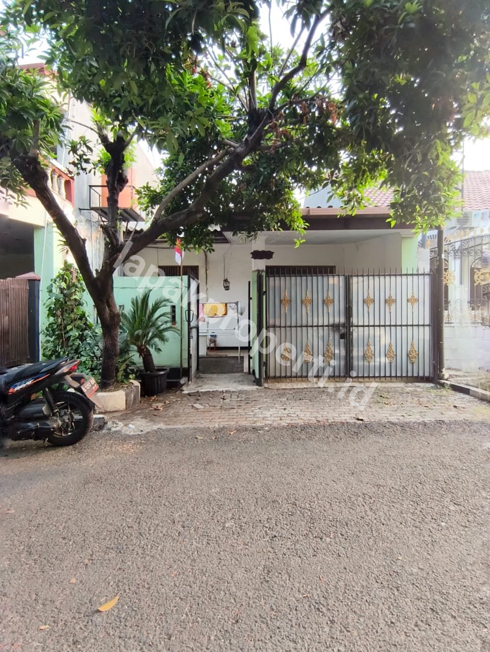 Foto Rumah murah dalam komplek Akses Jalan y - 1