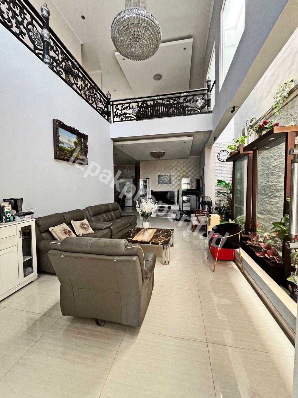 Foto Dijual Rumah Dalam Komplek Akses Jalan Lebar Di Rawamangun - 4