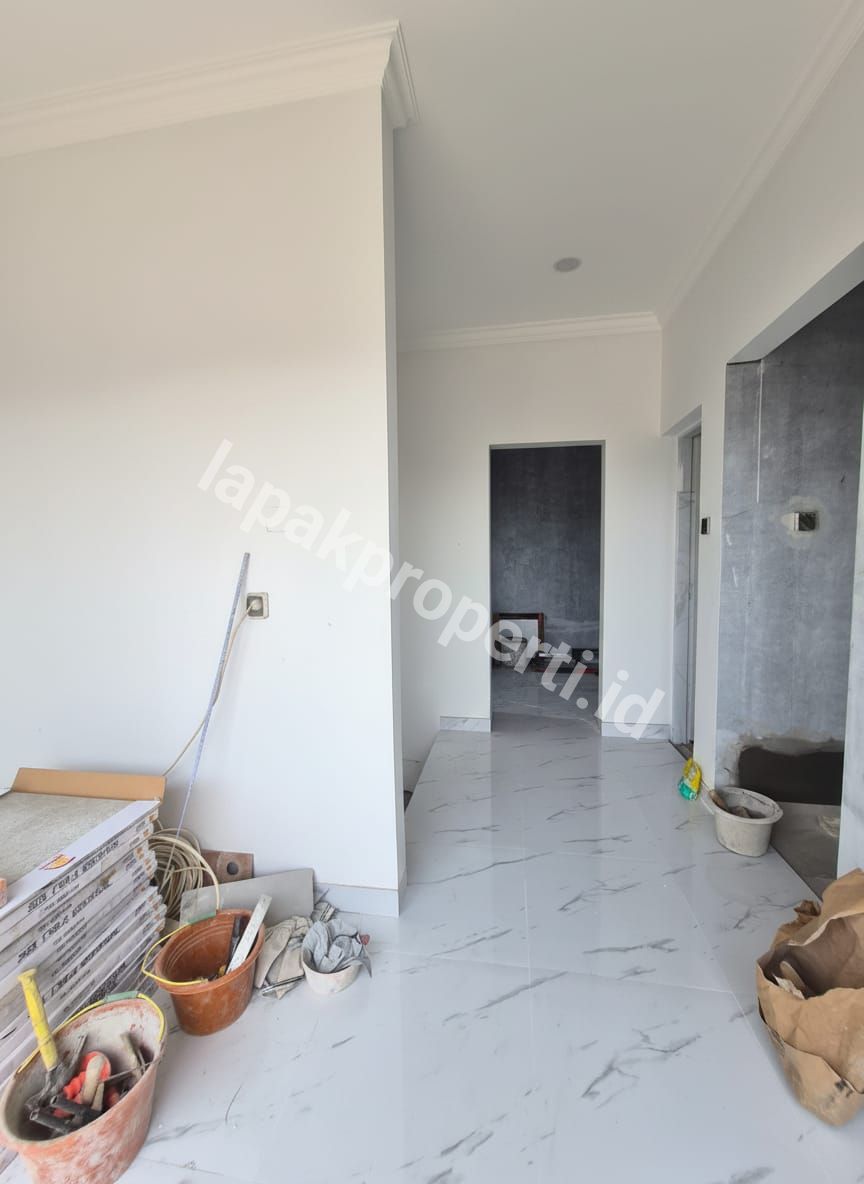 Foto Dijual Rumah Baru Dalam Komplek Di Pondok Bambu Jakarta Timur - 13