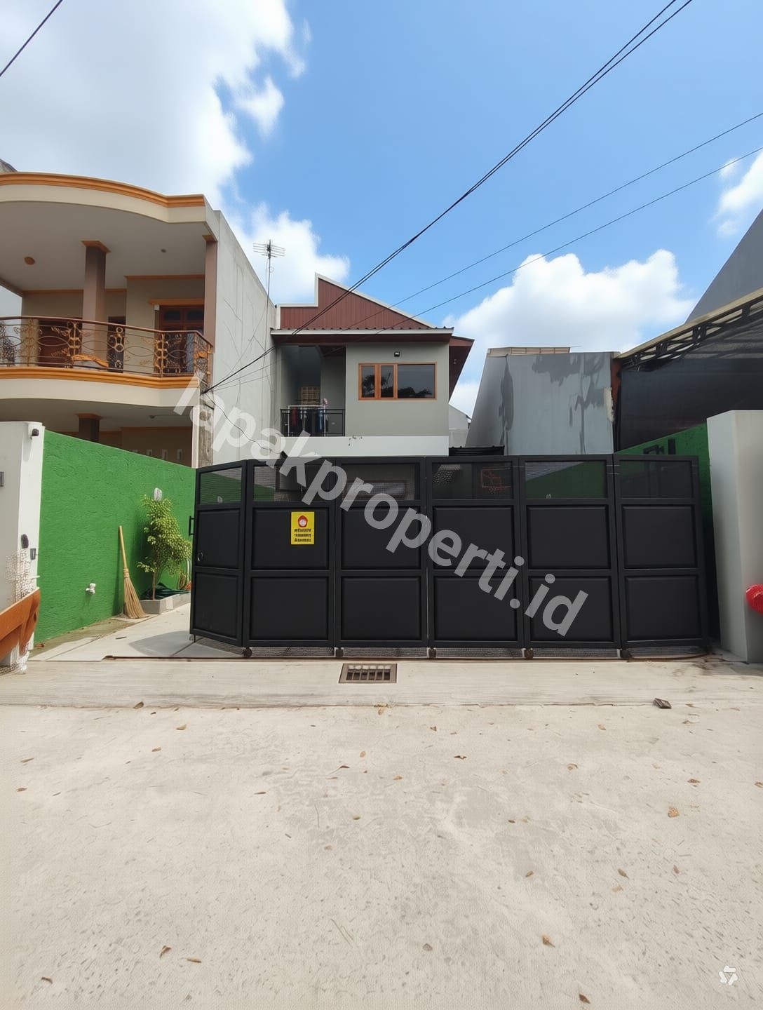 Foto Dijual Rumah Secondary Siap Huni Di Ciracas Jakarta Timur - 11