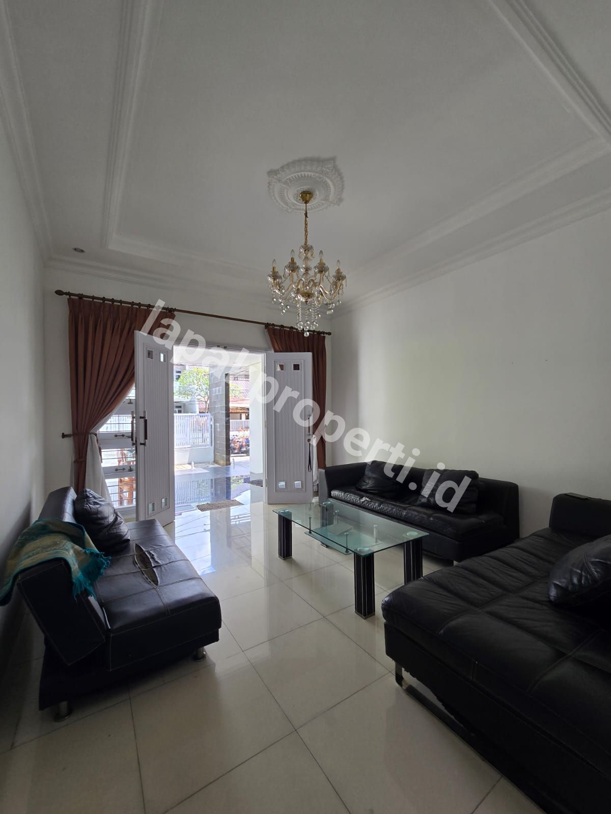 Foto Dijual Rumah Secondary Akses Jalan Lebar Di Duren Sawit Jakarta y - 12