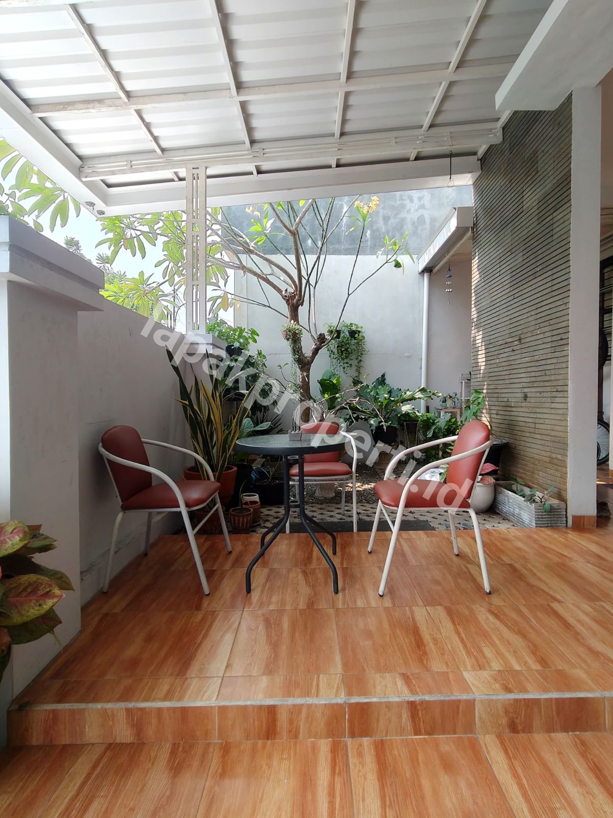 Foto Dijual Rumah Secondary Dalam Komplek Siap Huni Di Pondok Kelapa Jakarta Timur - 11