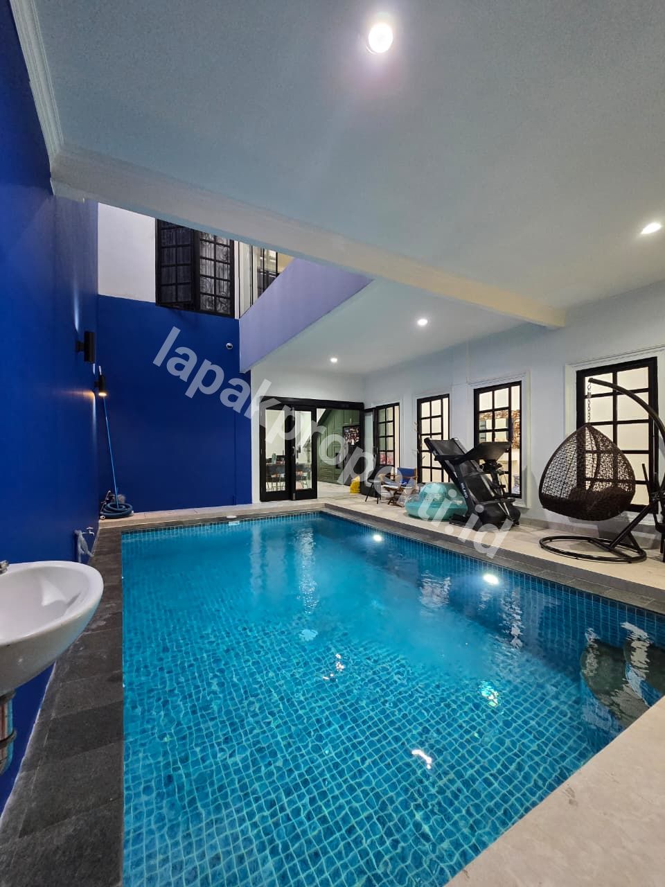 Foto Dijual Rumah Full Furnished Siap Huni Di Duren Sawit Jakarta Timur - 2