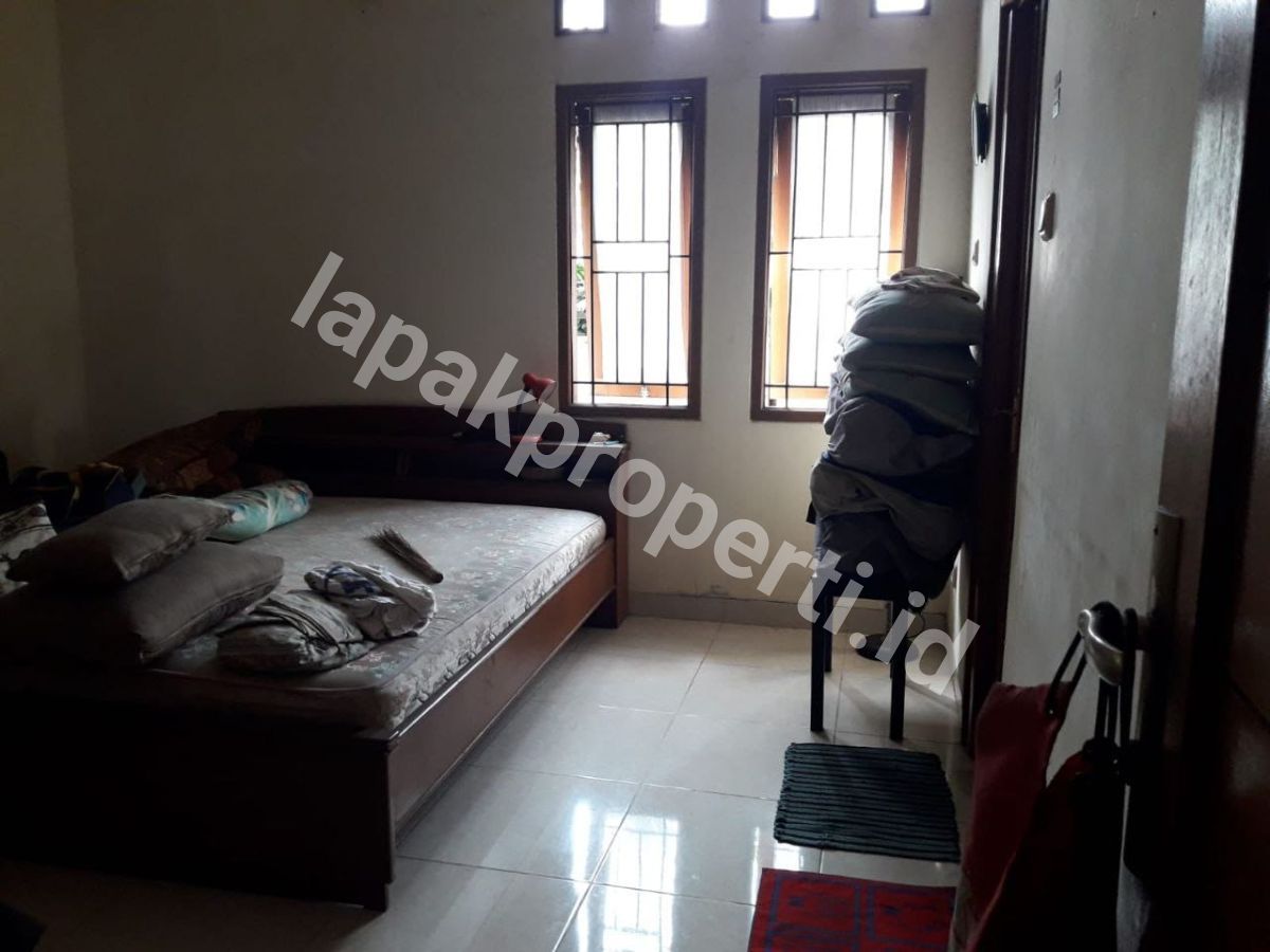 Foto Rumah Murah Hitung Tanah Dalam Komplek - 9