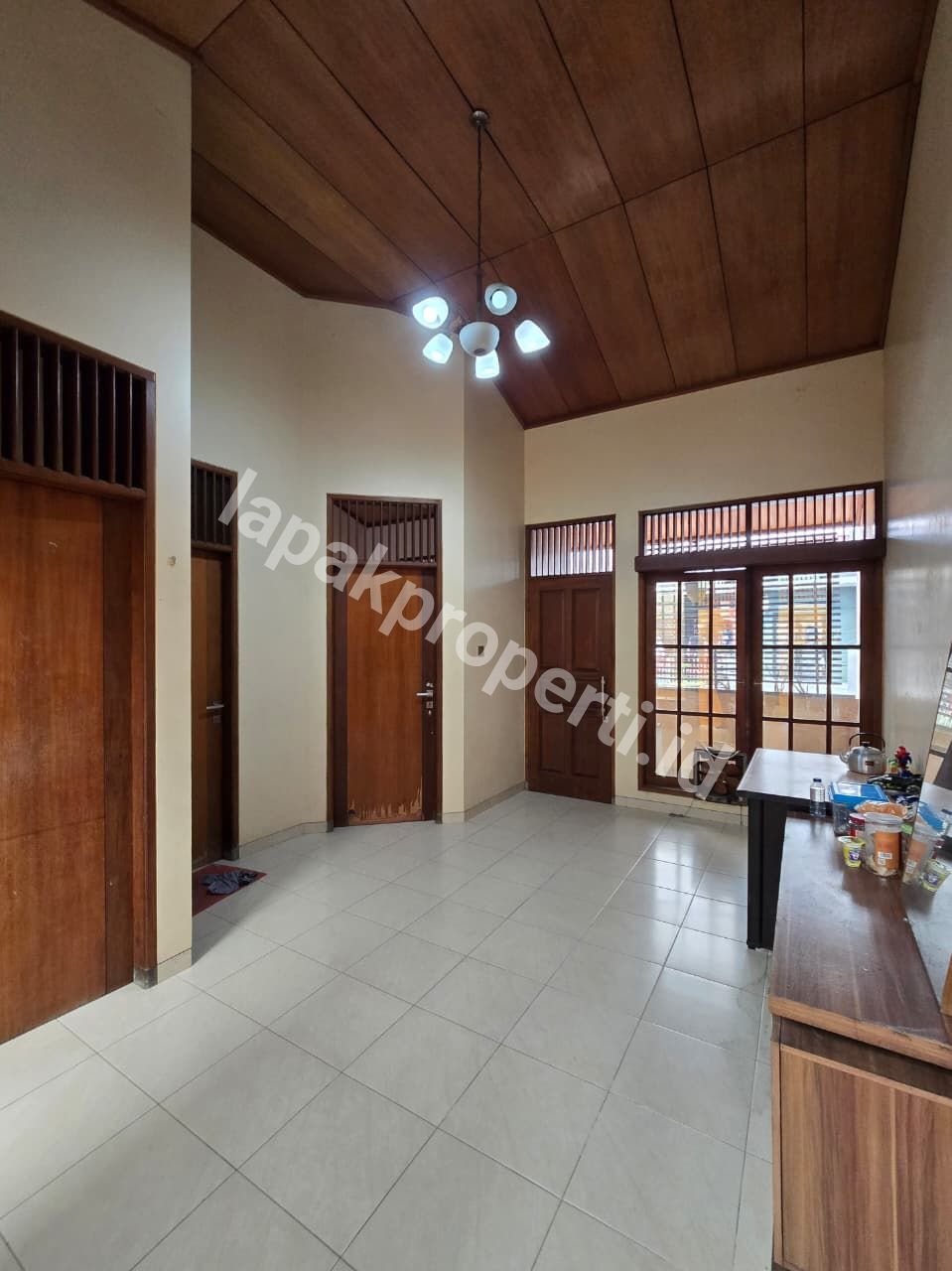 Foto Dijual rumah Secondary Dalam komplek Di Duren Sawit Jakarta Timur - 7