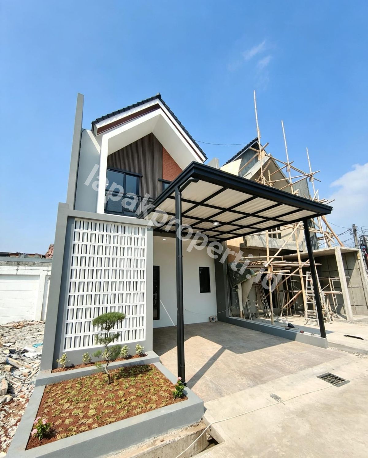Rumah Baru Dalam Cluster Siap Huni Di Pondok Kelapa Jakarta Timur