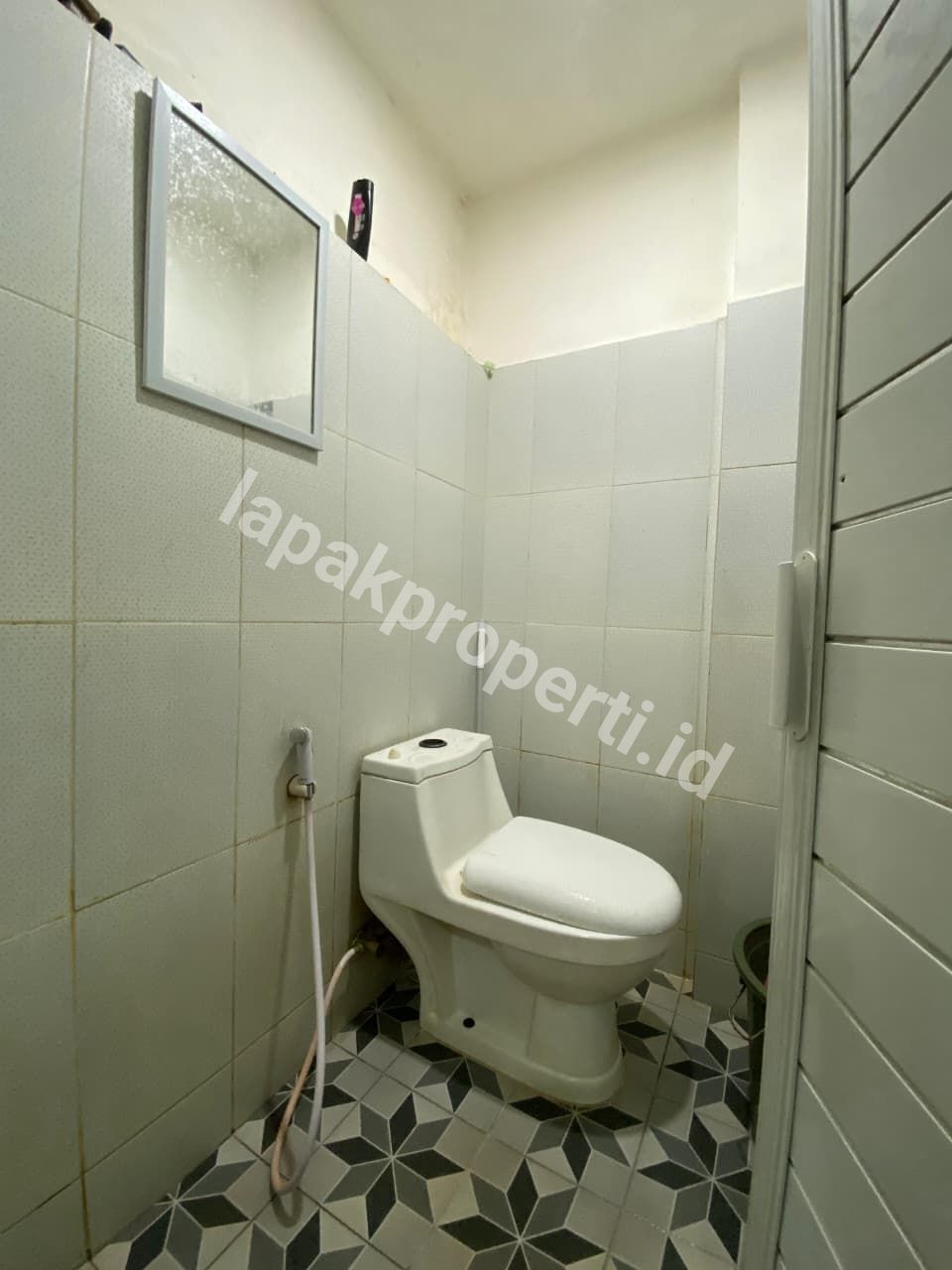 Foto RUMAH INDUK dan KOST LOKASI STRATEGIS di MATRAMAN RAYA JAKARTA TIMUR - 12