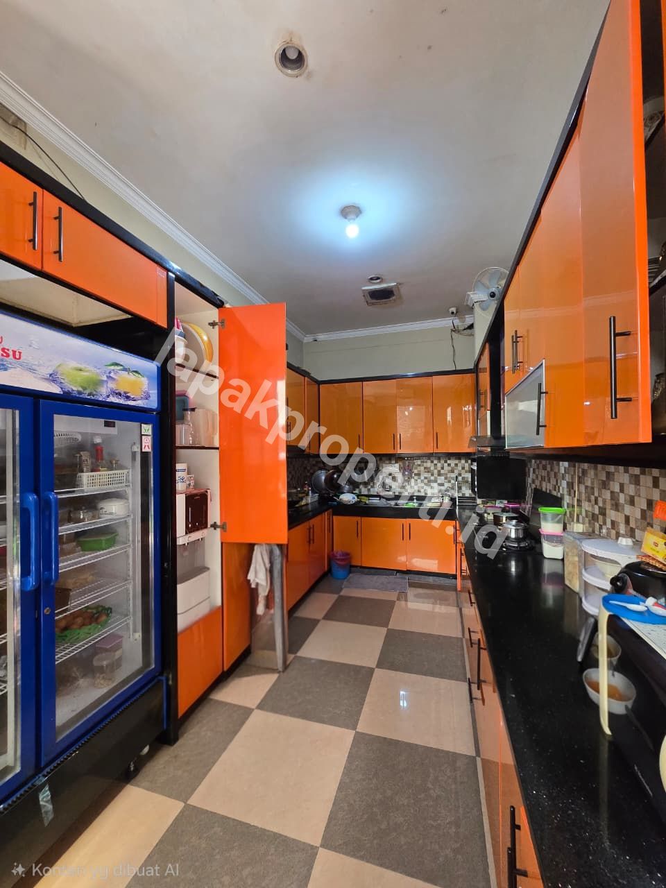 Foto Rumah Full Furnished Dalam komplek Di Jatinegara Jakarta Timur - 8