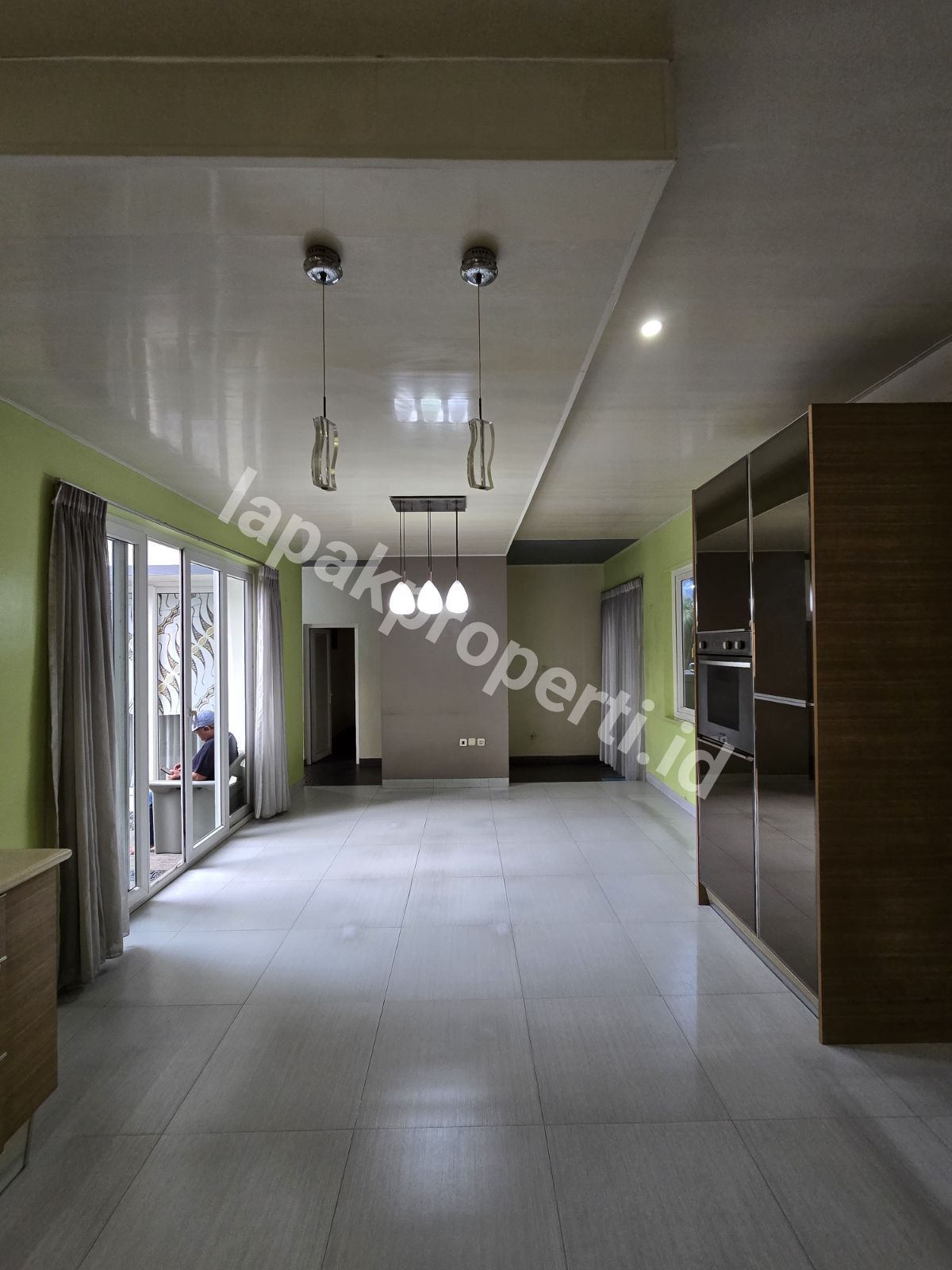 Foto Rumah Mewah Dalam komplek Siap Huni Di Duren Sawit Jakarta Timur - 6