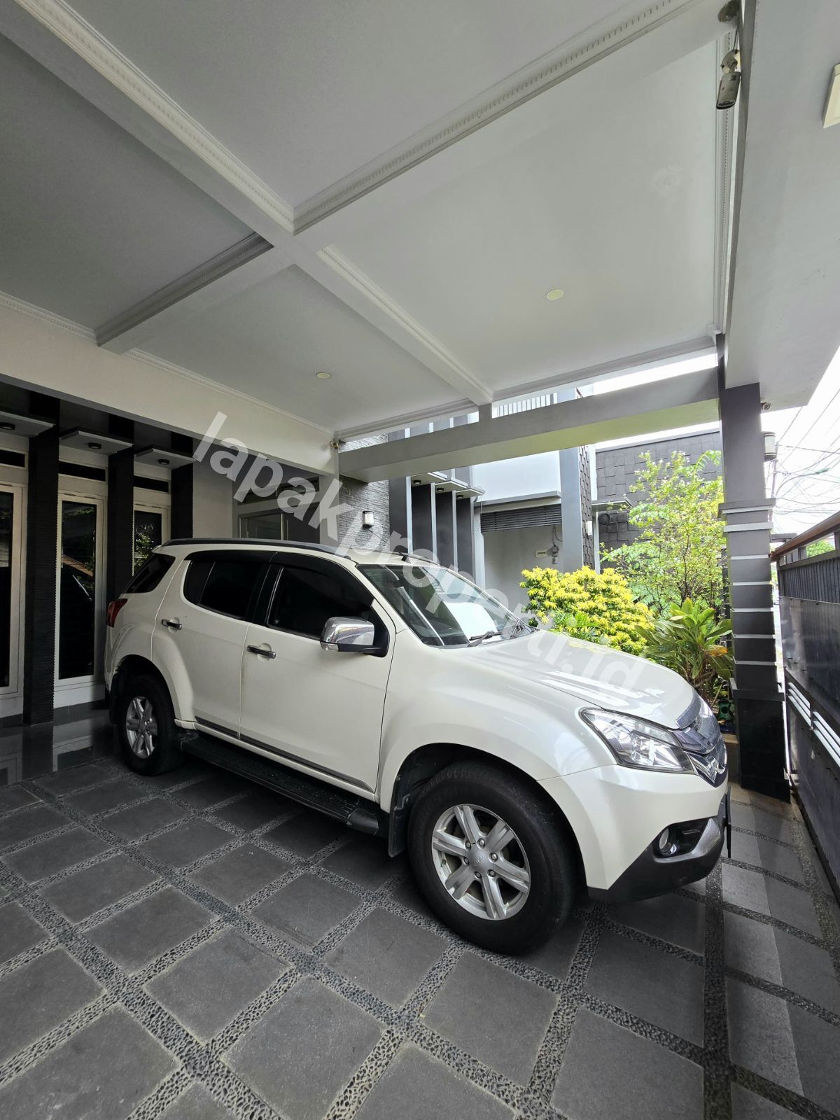 Foto TURUN HARGA Rumah Second Dalam Komplek Di Pondok Kelapa Jakarta Timur - 4