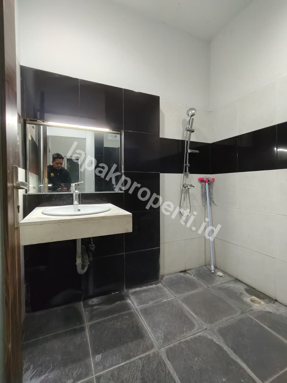 Foto Rumah Asri 2 Lantai Dalam Komplek Di Rawamangun Jakarta Timur. - 9