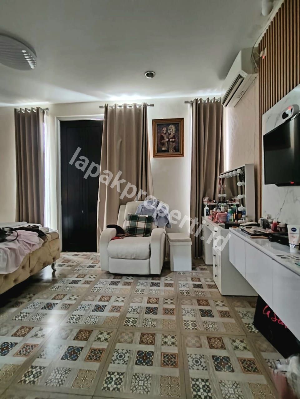 Foto Rumah Modern Siap Huni di Pulomas Jakarta Timur - 7