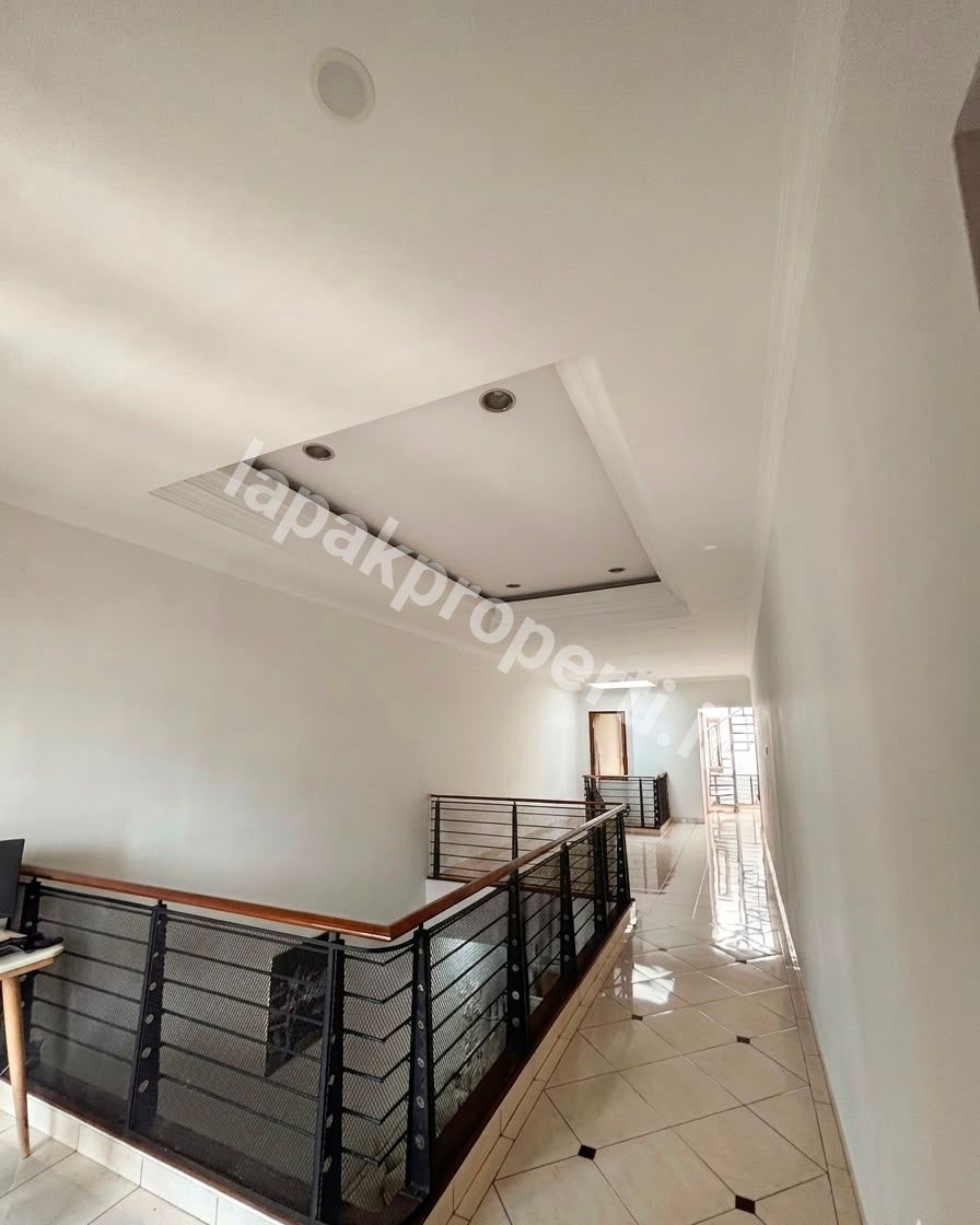Foto Disewakan Rumah Siap Huni Di Cipinang Elok 2 - 6