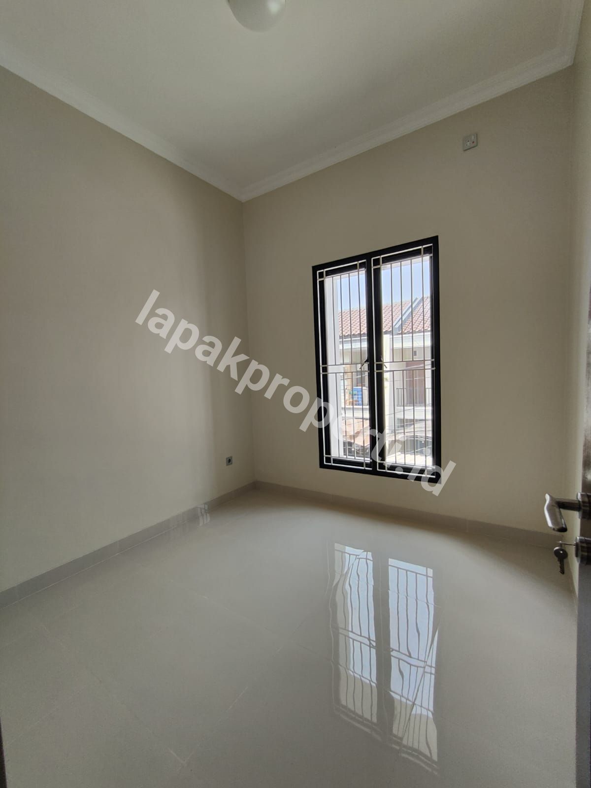 Foto Dijual Rumah Baru Dalam Komplek Siap Huni Di Pondok Kelapa Jakarta Timur - 12