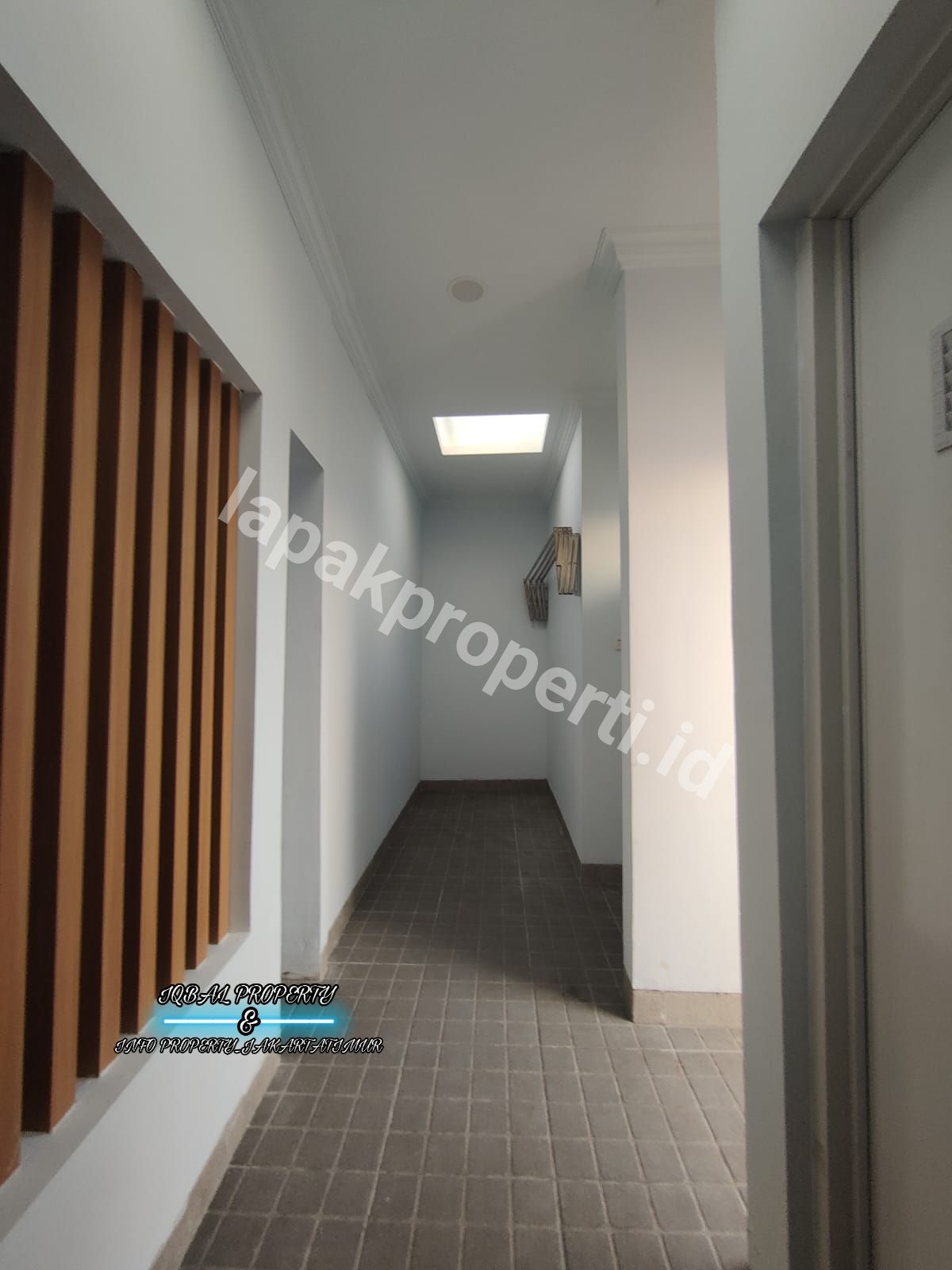 Foto Dijual Rumah Baru Dengan Rofftop Siap Huni Di Pondok Kelapa Jakarta Timur - 15